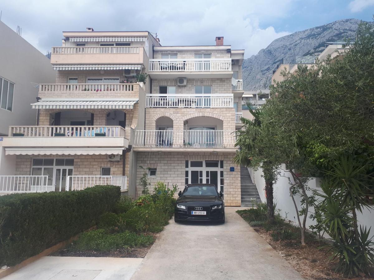 Apartments Sophie Макарска Екстериор снимка