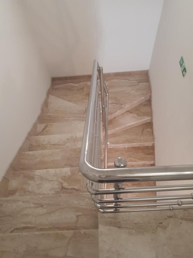 Apartments Sophie Макарска Екстериор снимка